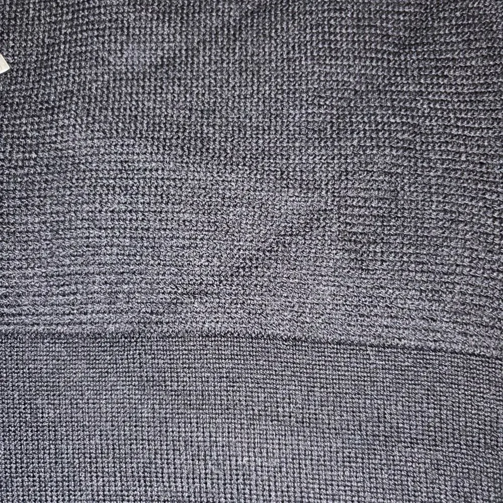 Ethan Pierce Men’s M 100% Extra Fine Merino Wool. Long Sleeve Sweater
